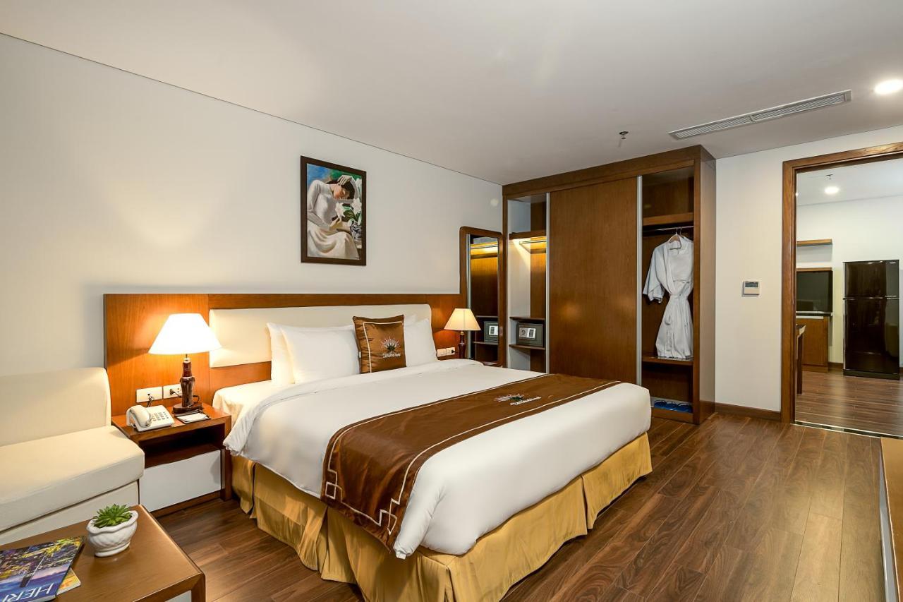 Tamarind Danang Beach Hotel Esterno foto