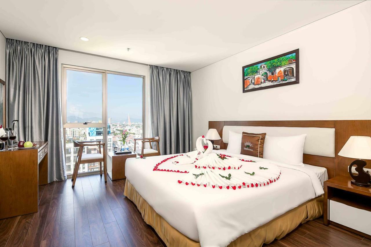Tamarind Danang Beach Hotel Esterno foto